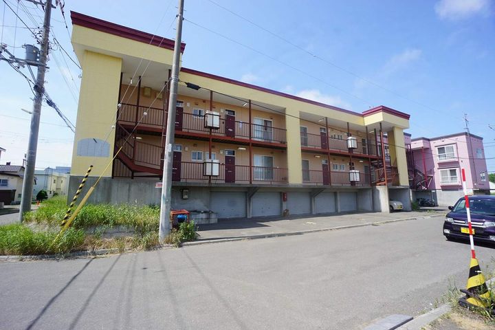 ラミアール花畔105号室の外観