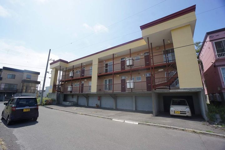 ラミアール花畔105号室の外観