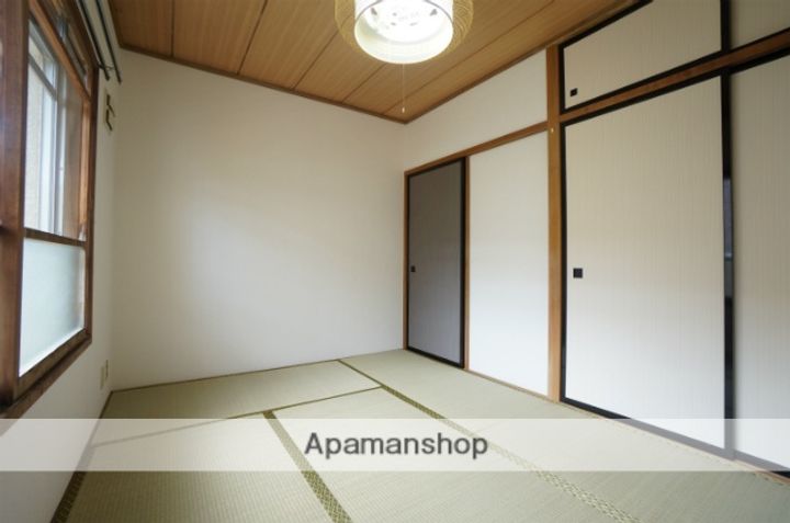 PROUD ZENIBAKOの内装