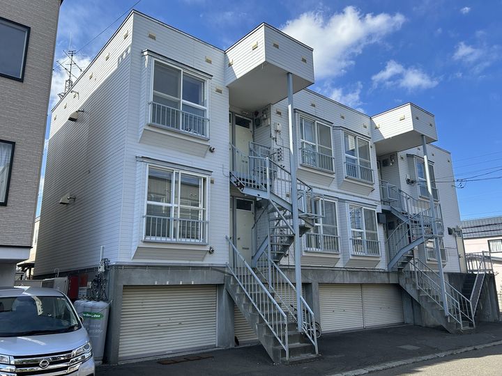 テイクファイブ202の外観