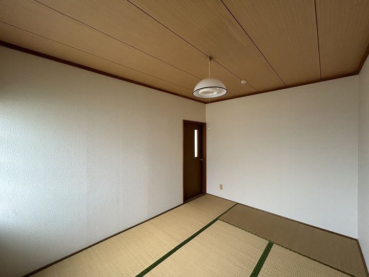 レピア西宮の沢D201の内装