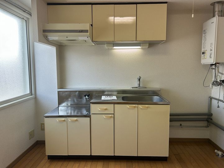 北海道石狩市花川南五条5丁目の賃貸マンションのキッチン