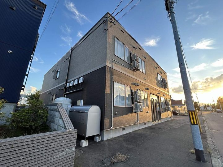 北海道札幌市手稲区曙六条2丁目の賃貸アパートの外観