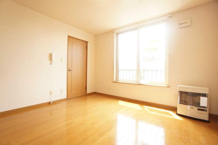 ルミエール717の居間