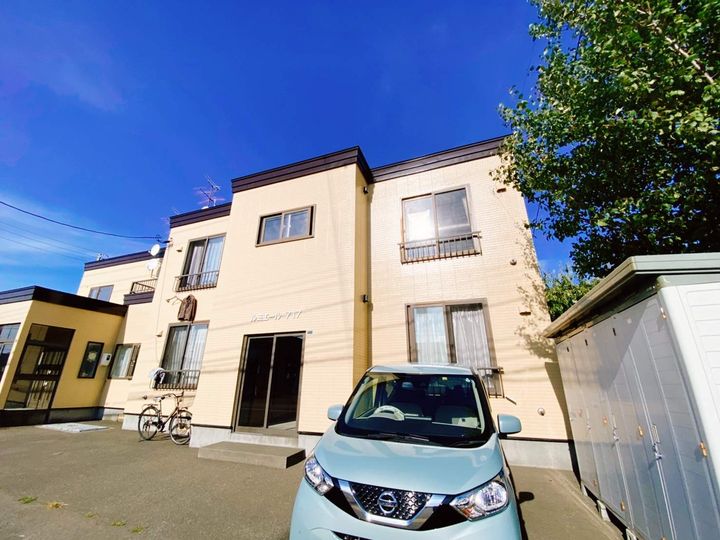 ルミエール717の外観