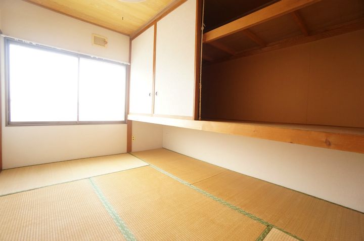 大場ハイツ2号棟の内装