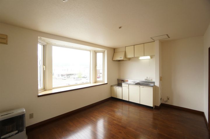 セントラルハイツ105の居間