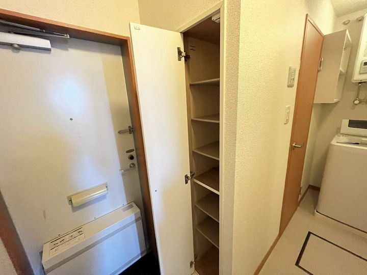 レオパレス金山104の内装