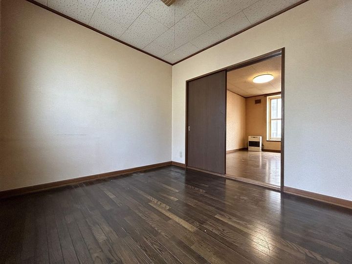 プラタナス曙A棟102の内装