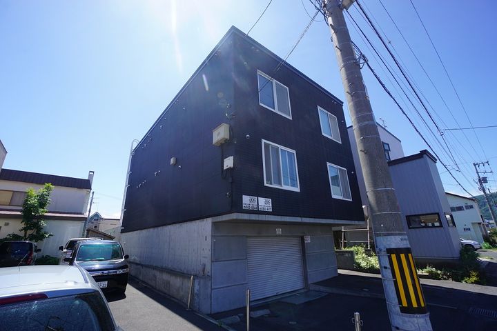 北海道札幌市手稲区新発寒四条6丁目の賃貸アパートの外観