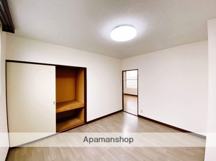 花川南8−3貸室右.の内装