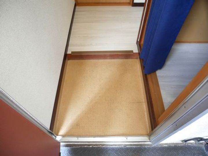 コーポ富士美の玄関