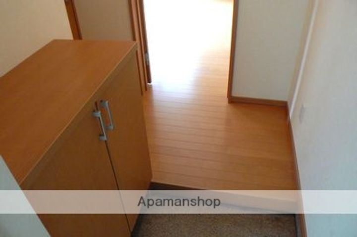 ケーズコートⅣの玄関