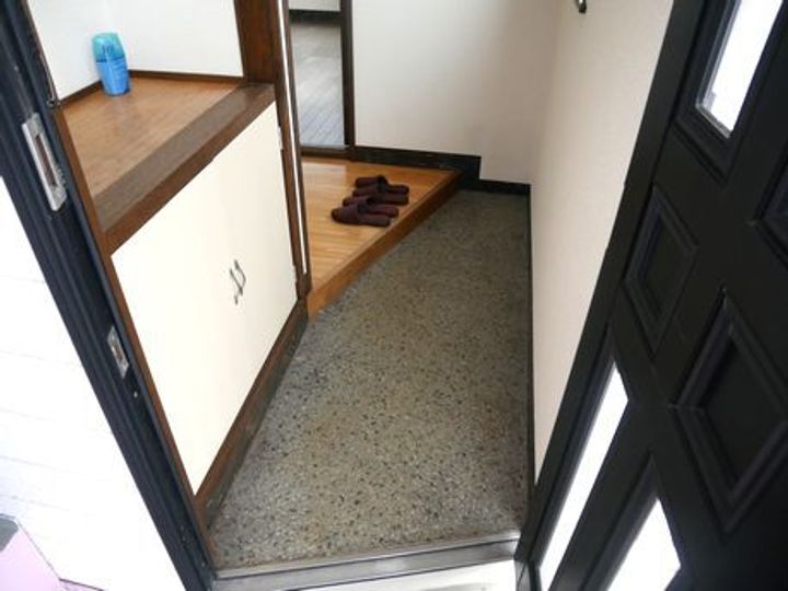 コーポ大和の玄関