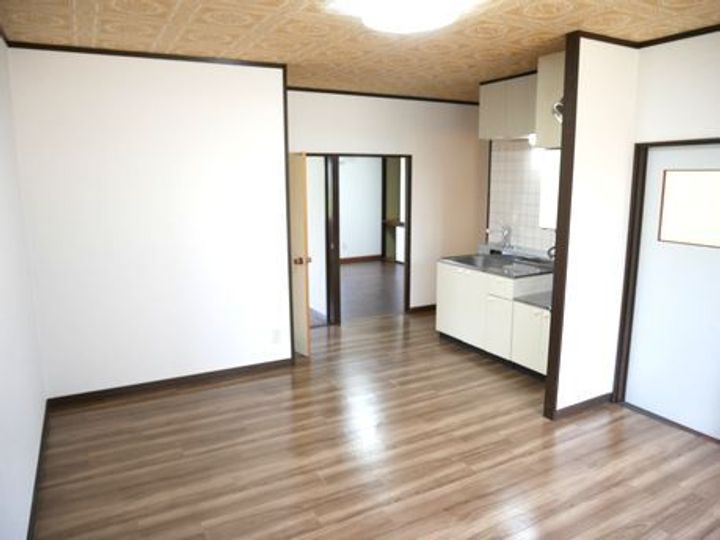 栄ハイツの居間