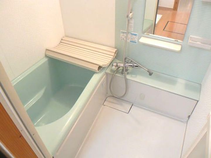 イースト18の風呂