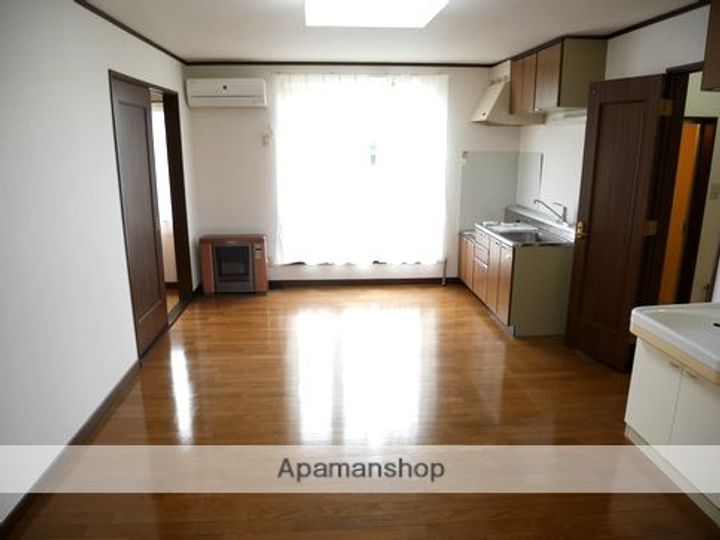 ロイヤルエクセレンスⅠの居間