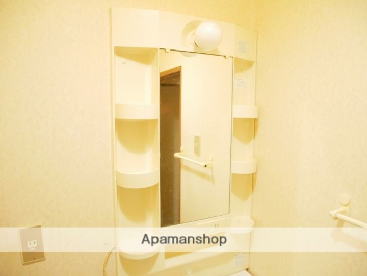 秀明シャレの内装