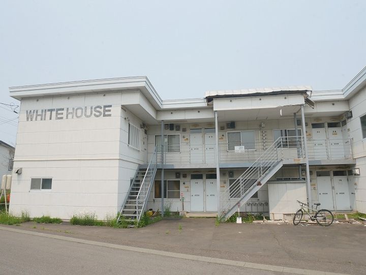 WHITE HOUSEの外観