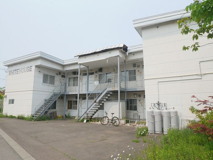 WHITE HOUSEの外観