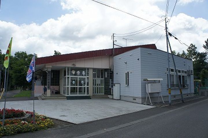 カーサ栄の周辺