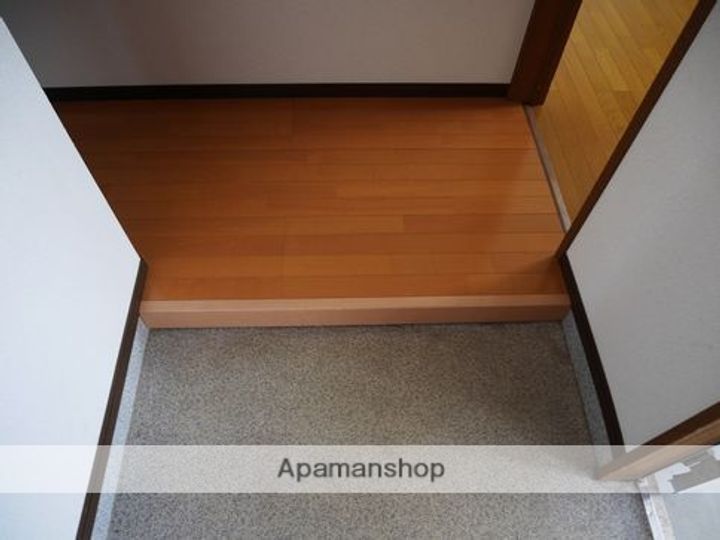 キャッスル96の玄関