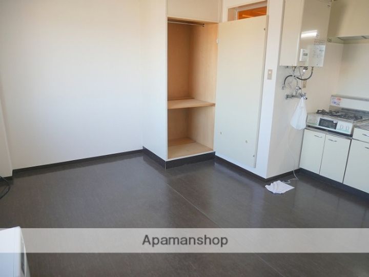 北海道岩見沢市美園七条8丁目の賃貸マンションの内装