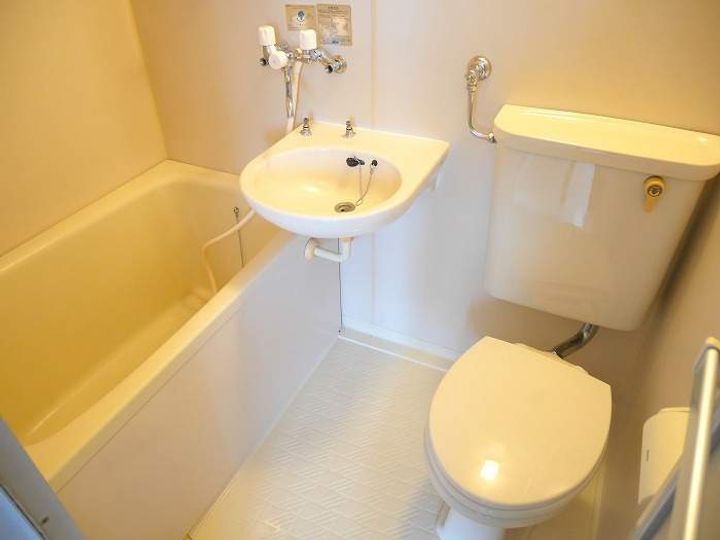 北海道岩見沢市美園七条8丁目の賃貸マンションの風呂