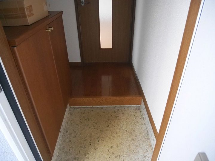 リヴィエール313Bの玄関