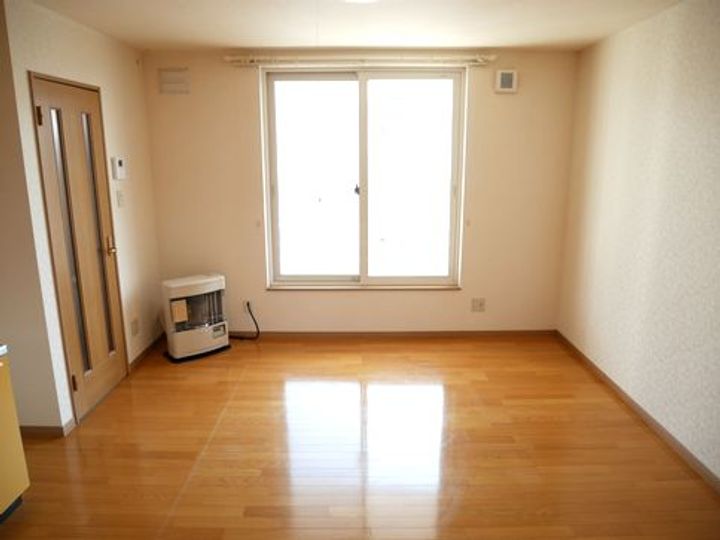 明日檜第3コーポの居間