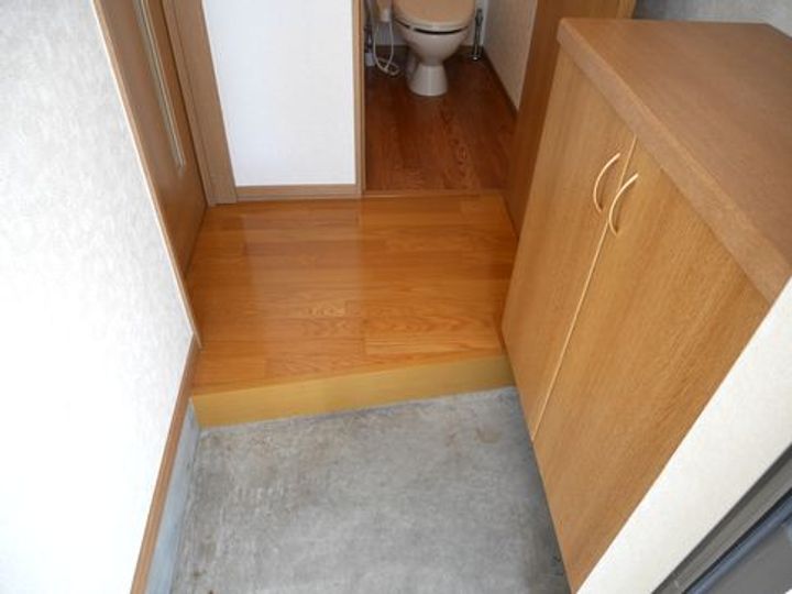 明日檜第3コーポの玄関