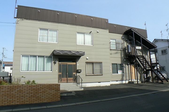 第2みのりマンションの外観