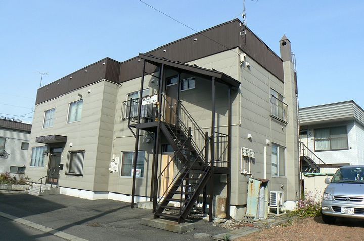 第2みのりマンションの外観