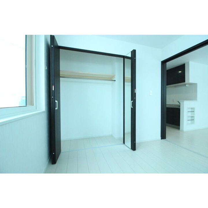 VIVIA’N TWICE(ヴィヴィアン トゥワイス)のその他画像