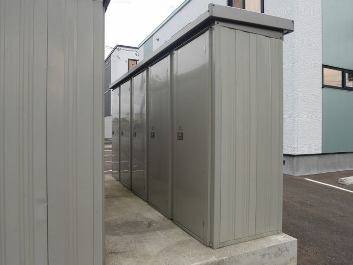 VIVIA’N TWICE(ヴィヴィアン トゥワイス)の外観