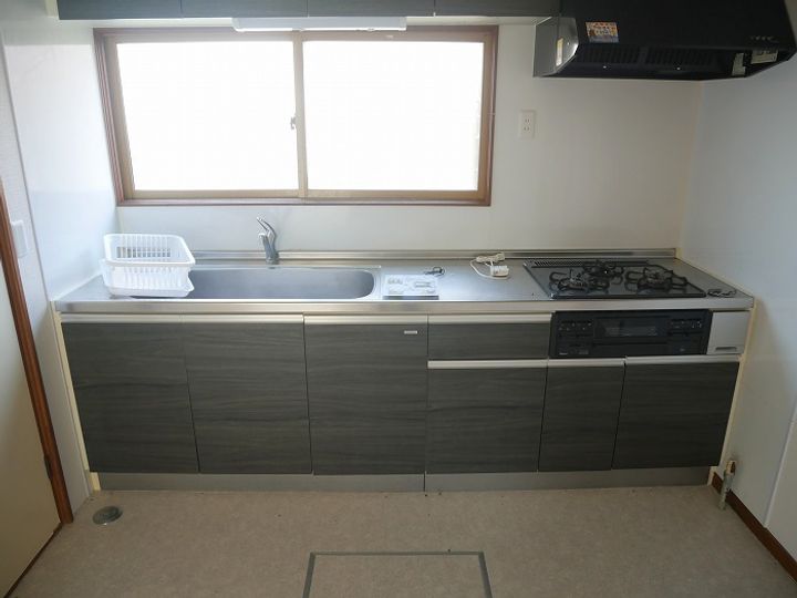 北海道岩見沢市西川町(一戸建)の賃貸物件のキッチン