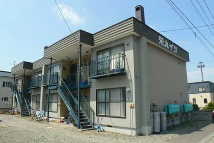 栄ハイツの外観