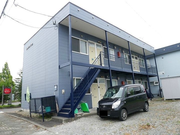 西尾ハイツの外観