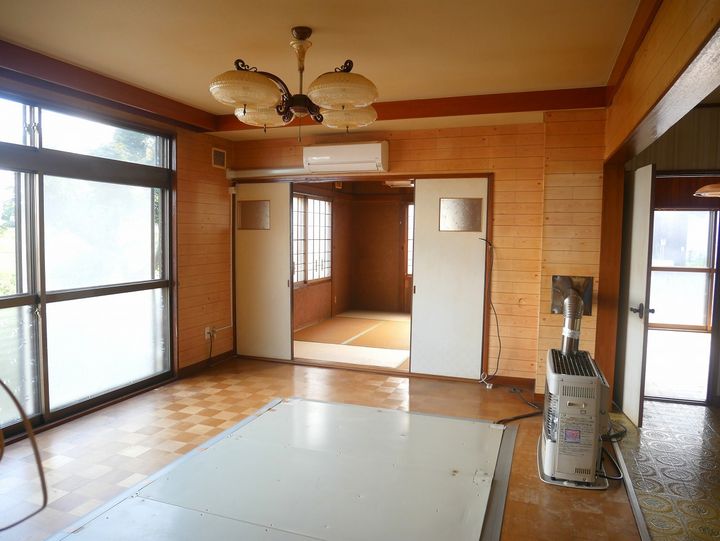 北海道岩見沢市八条西21丁目(一戸建)の賃貸物件の居間