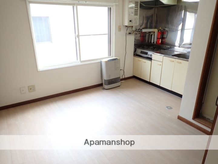 ハイツ田中の居間