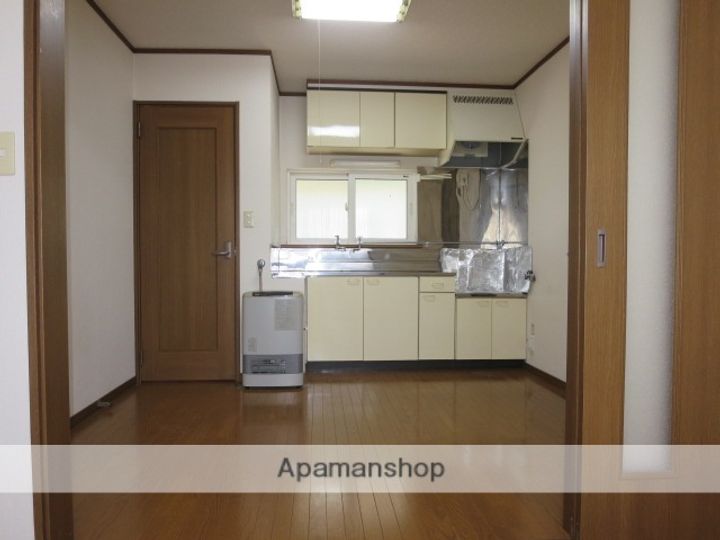 北海道滝川市西町5丁目の賃貸アパートの内装