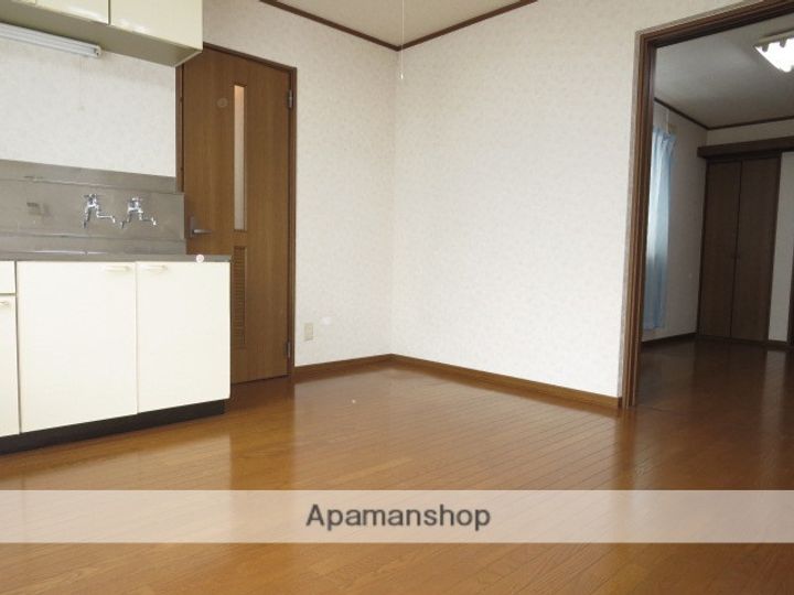 エレガンスの内装