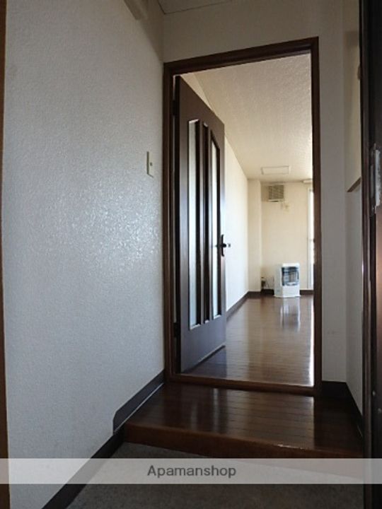 TSUMOTOクリーンハイツの玄関