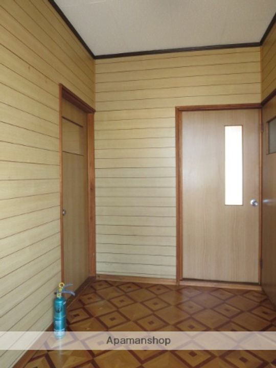 コーポ松の玄関