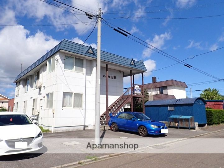 ハイツ山野の外観