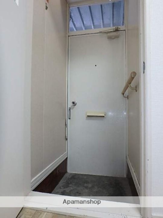 スタードウルの玄関