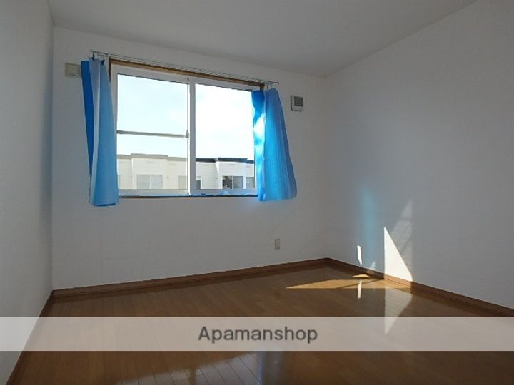 ルミエール滝川2-Aの内装