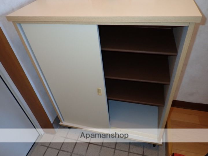 ルミエール滝川2-Aの内装