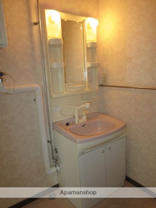 ZEUSのその他画像