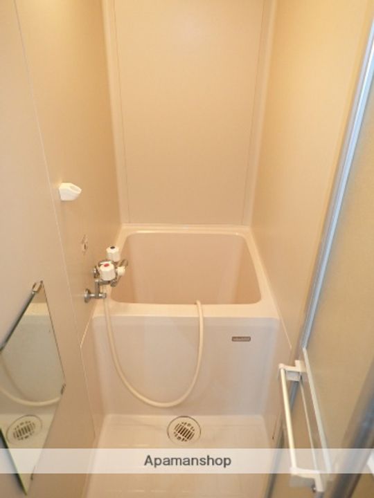 フィール幸町3の風呂